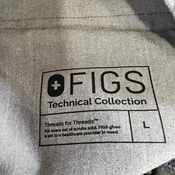 Figs Technical Collection Gray Scrub Pants Button Closure Women's size L - Picture 10 of 10